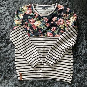 Ampersand sweatshirt